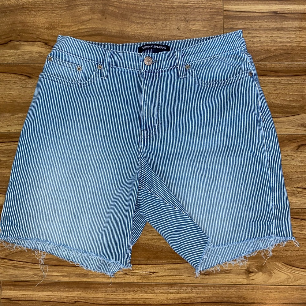 Calvin Klein Mom Shorts